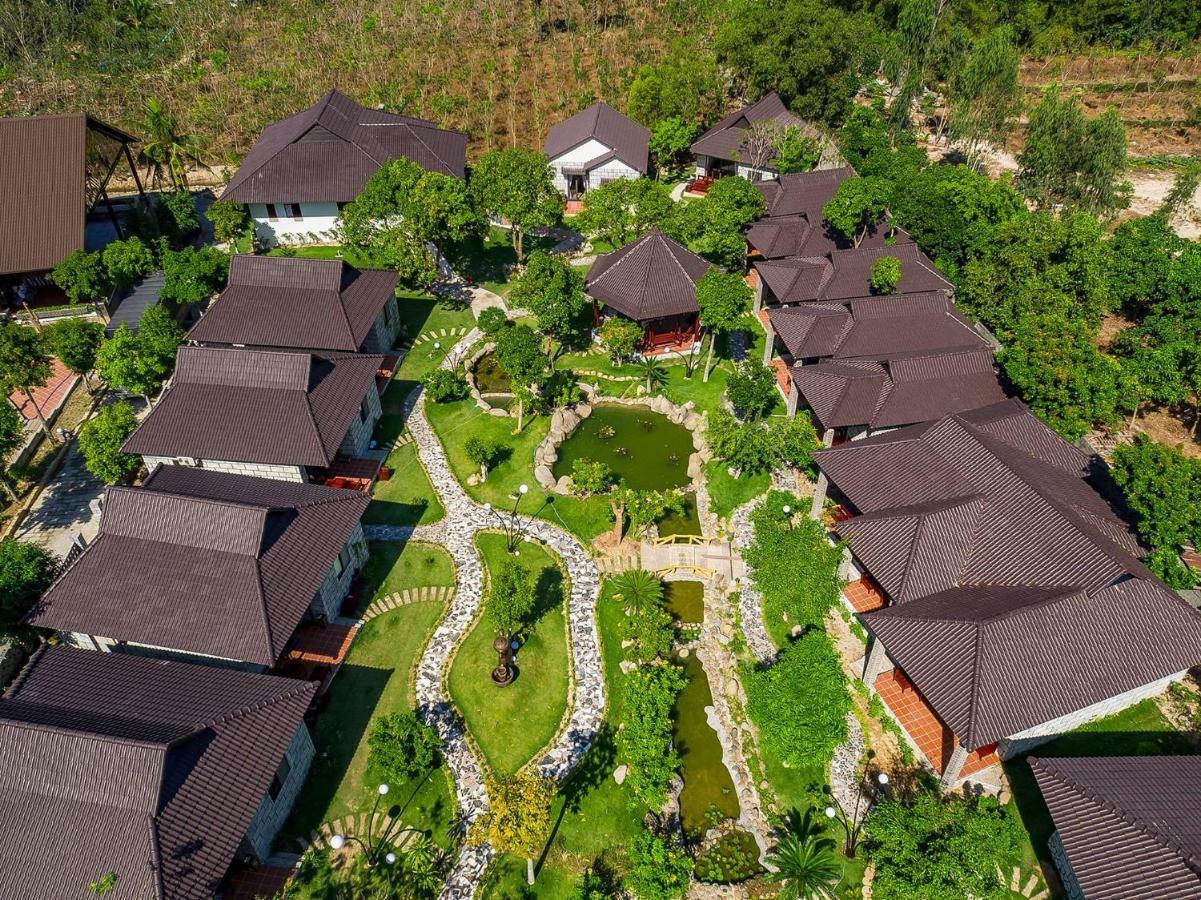 Sang Nhu Ngoc Resort Chau Doc Exterior foto